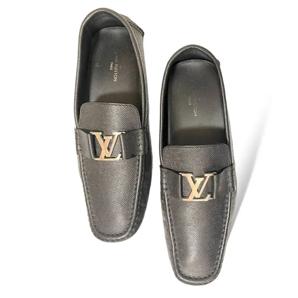 Mens LOUIS VUITTON Leather Drivers nwith Silver Tone Metal LV Motif |Size: 11M|